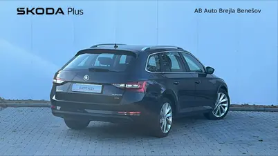Škoda Superb 