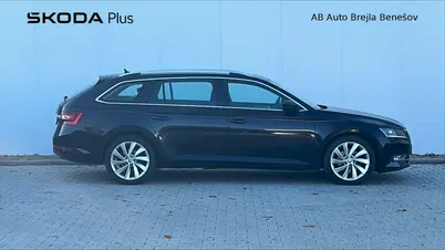 Škoda Superb 