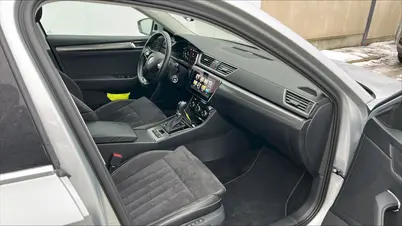 Škoda Superb 