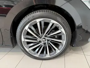 Škoda Superb L&K