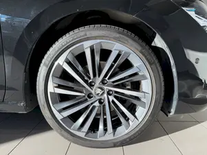 Škoda Superb L&K
