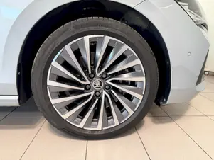 Škoda Superb L&K