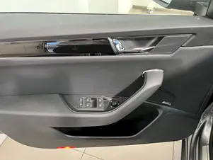 Škoda Superb L&K