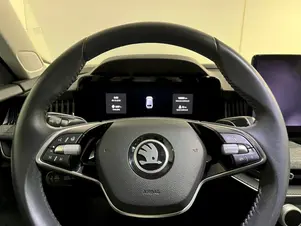 Škoda Superb Selection