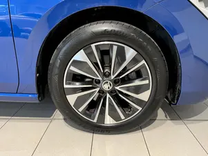 Škoda Superb Selection