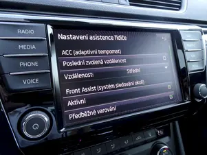Škoda Superb 