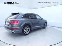 Q7 