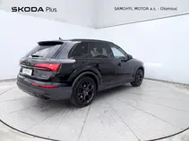 Q7 