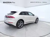 Q8