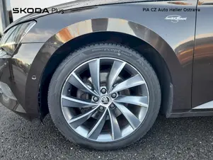 Škoda Superb L&K