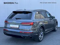 Q7