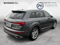 Q7 