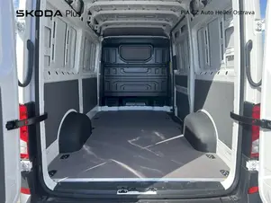 Volkswagen Crafter - skříňový vůz  