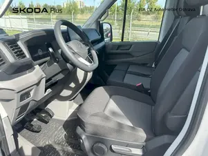 Volkswagen Crafter - skříňový vůz  