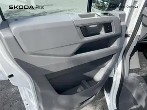 Volkswagen Crafter - skříňový vůz  
