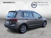 Golf Sportsvan 