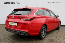 i30
