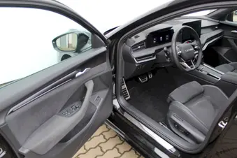 Škoda Superb SportLine