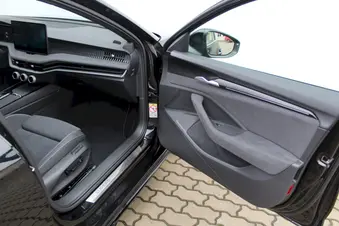 Škoda Superb SportLine