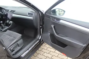 Škoda Superb Bussines