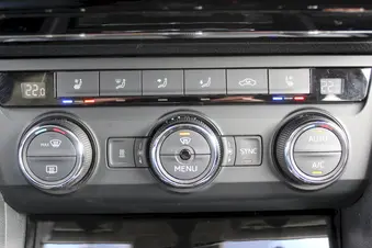 Škoda Superb L&K