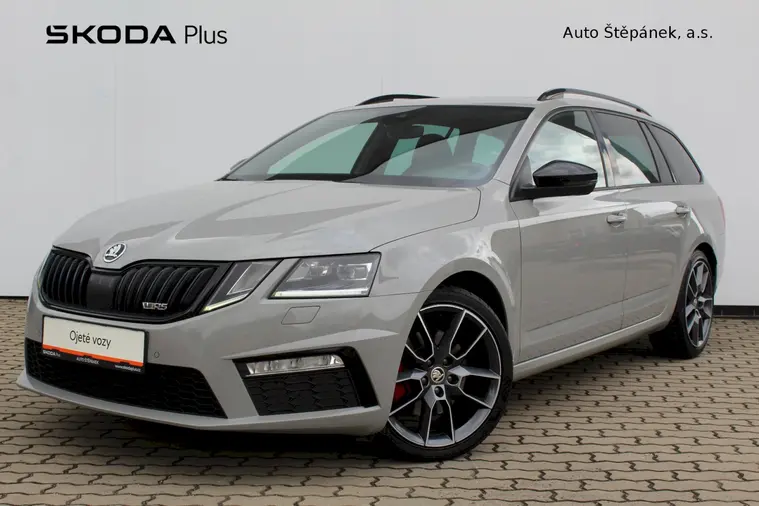 Octavia RS