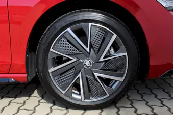Škoda Superb SportLine