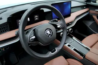 Škoda Superb Selection