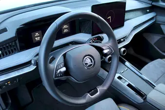 Škoda Superb Selection