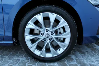 Škoda Superb Selection