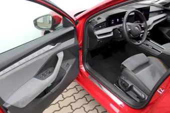 Škoda Superb Selection