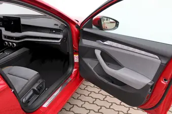 Škoda Superb Selection