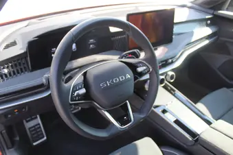 Škoda Superb SportLine