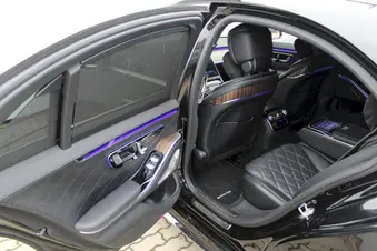 Mercedes-Benz S400 