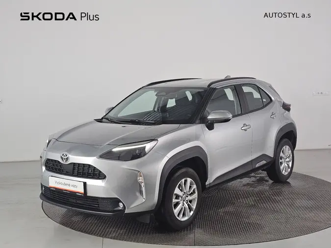 YARIS CROSS