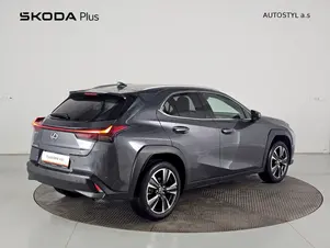 Lexus UX 250h