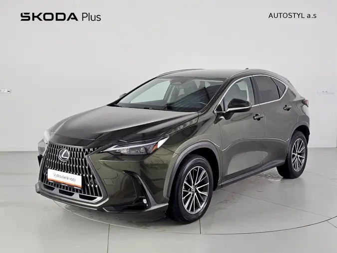 NX 350h AWD