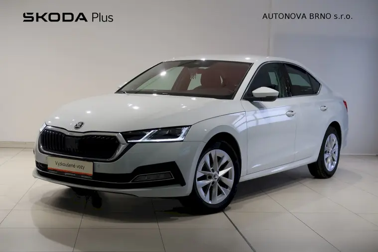 Octavia Style Plus