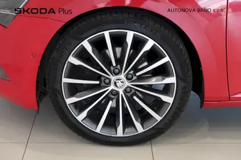 Škoda Superb L&K