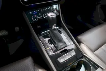 Škoda Superb L&K
