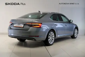 Škoda Superb L&K