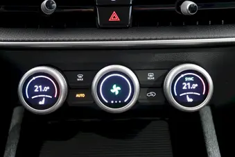 Škoda Superb Selection