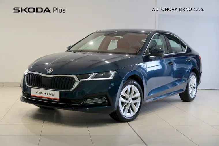 Octavia Style Plus