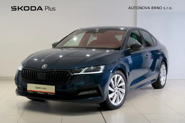 Octavia Style Plus