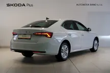 Octavia Top Selection