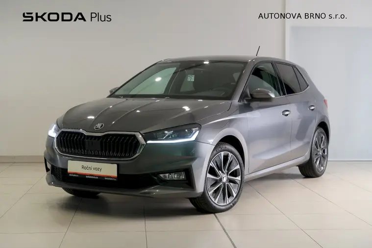 Fabia Top Selection