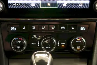 Škoda Superb Style Extra