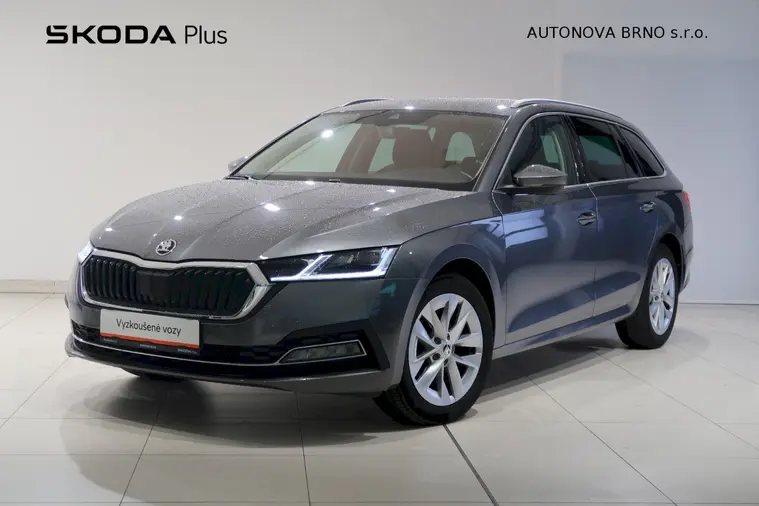 Octavia Style Plus