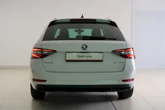 Škoda Superb Ambition