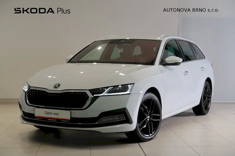 Octavia Style Plus